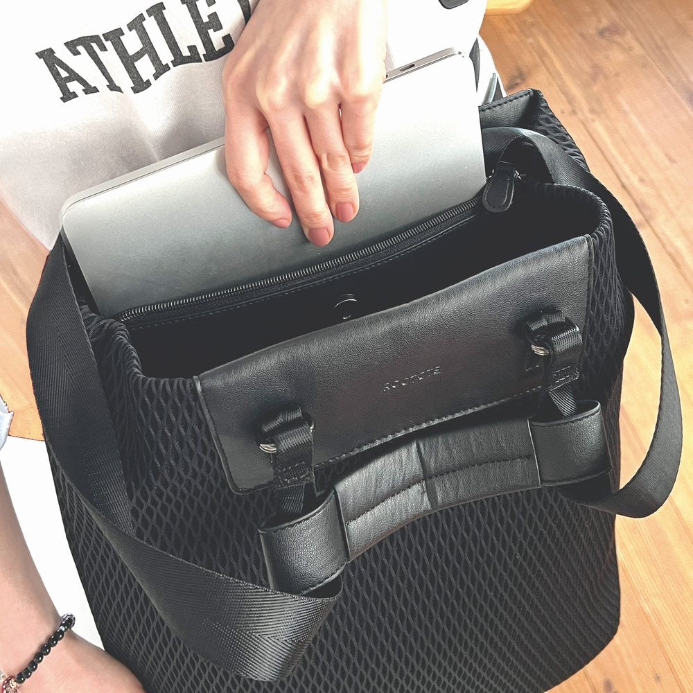 PC(13in.)A4書類が収まるポケット