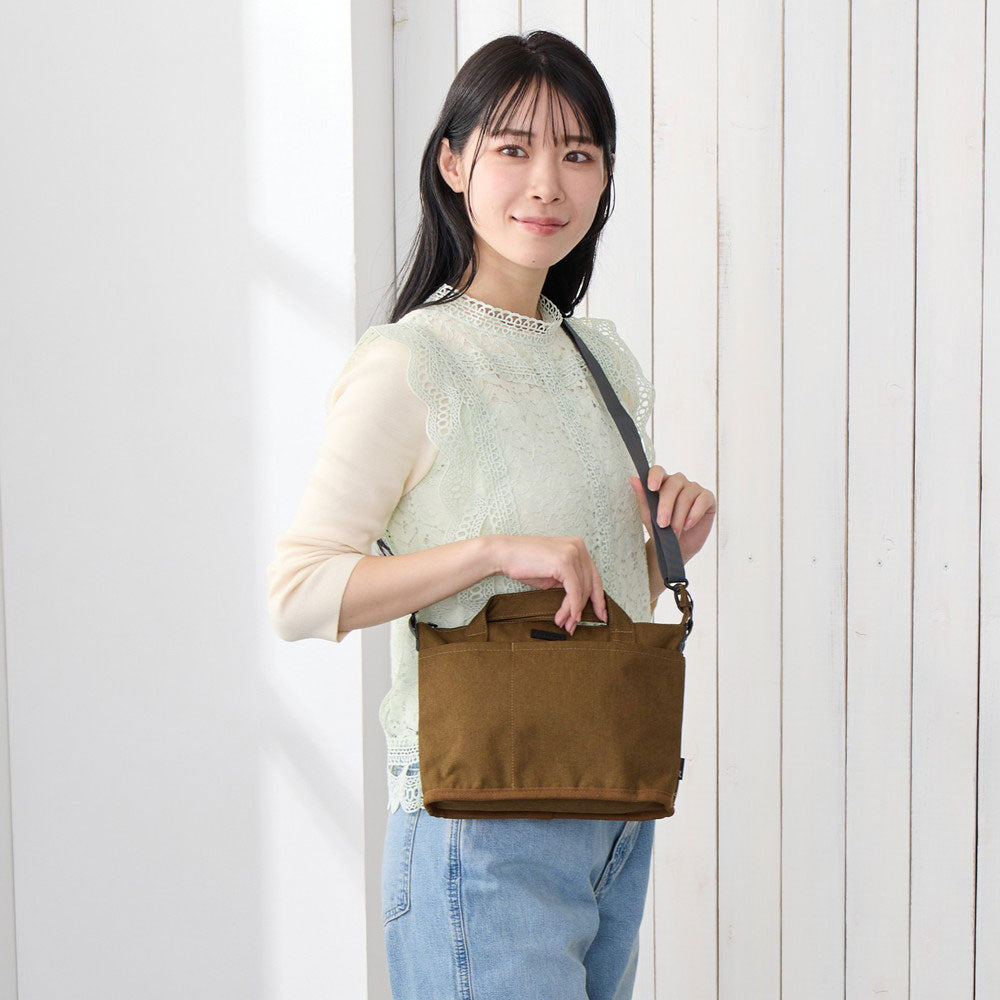 SN.ベビールー.ライトウォーターリペレント-G / 3631 – ROOTOTE