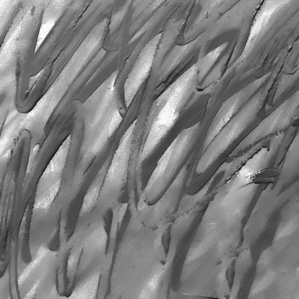 どんな色とも調和するカラー・GRAY。