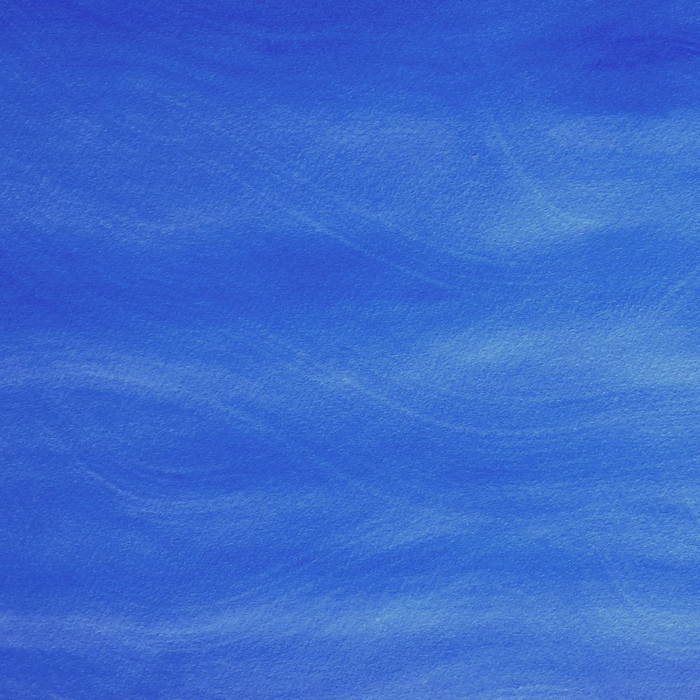 裏地にはのびやかな開放感を連想させるBLUEの濃淡。